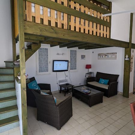 Spacious Nest With Terrace Near The Beach Saint-Hilaire-de-Talmont المظهر الخارجي الصورة