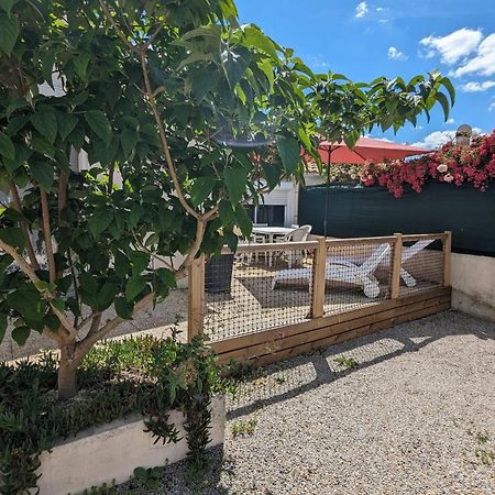 Spacious Nest With Terrace Near The Beach Saint-Hilaire-de-Talmont المظهر الخارجي الصورة