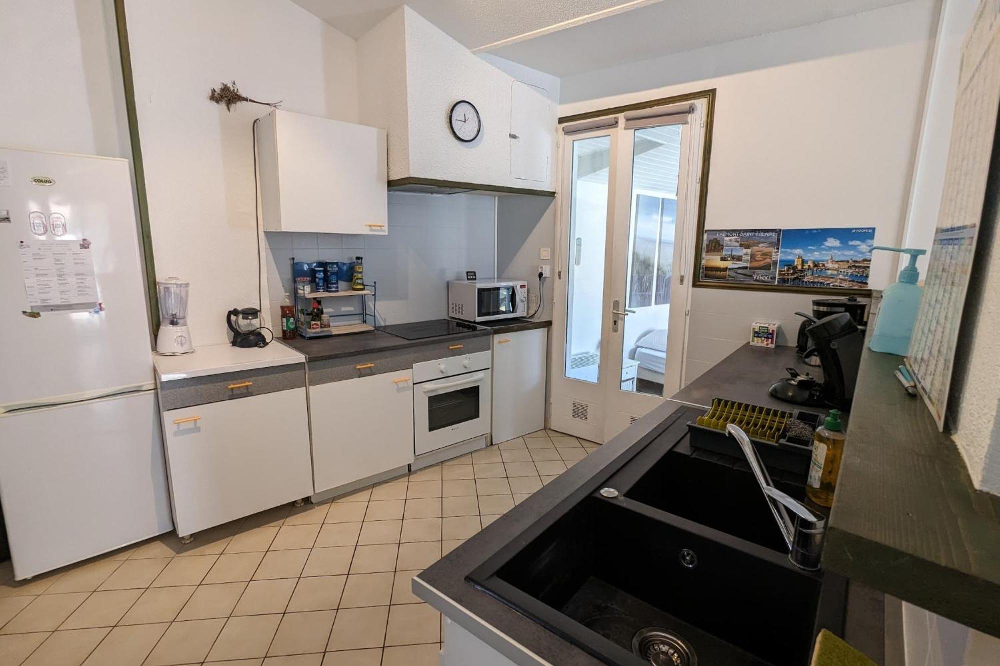 Spacious Nest With Terrace Near The Beach Saint-Hilaire-de-Talmont المظهر الخارجي الصورة