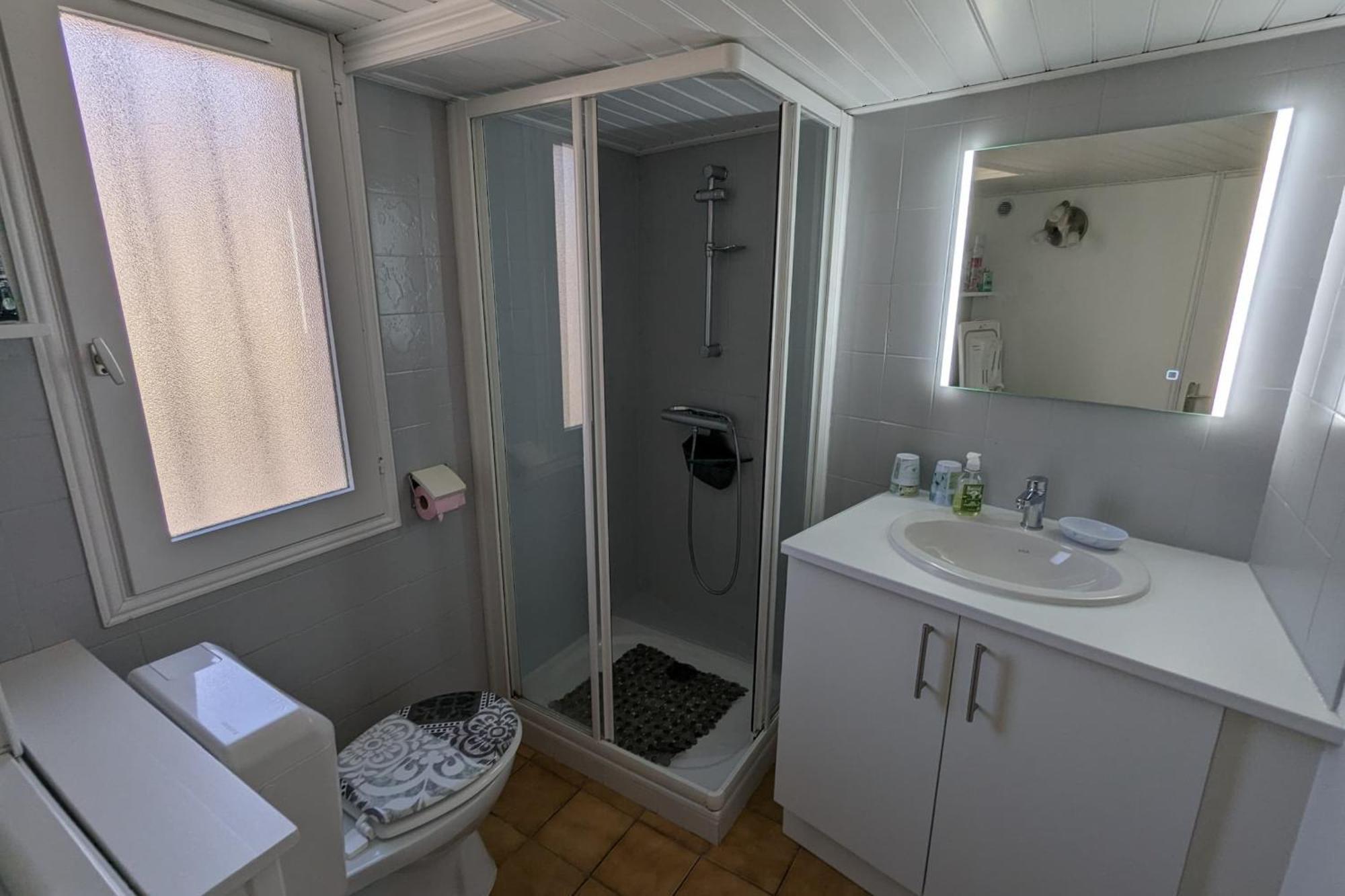 Spacious Nest With Terrace Near The Beach Saint-Hilaire-de-Talmont المظهر الخارجي الصورة